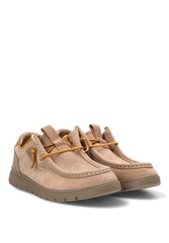 Mocasín náutico Kiova de hombre MUSTANG 84881 en piel taupe
