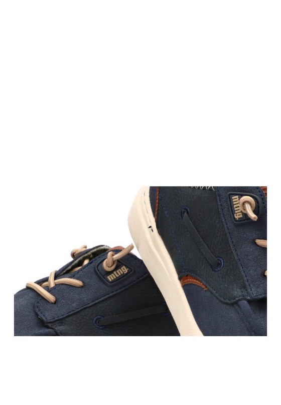 Deportivo con suela plana de hombre MUSTANG 84870