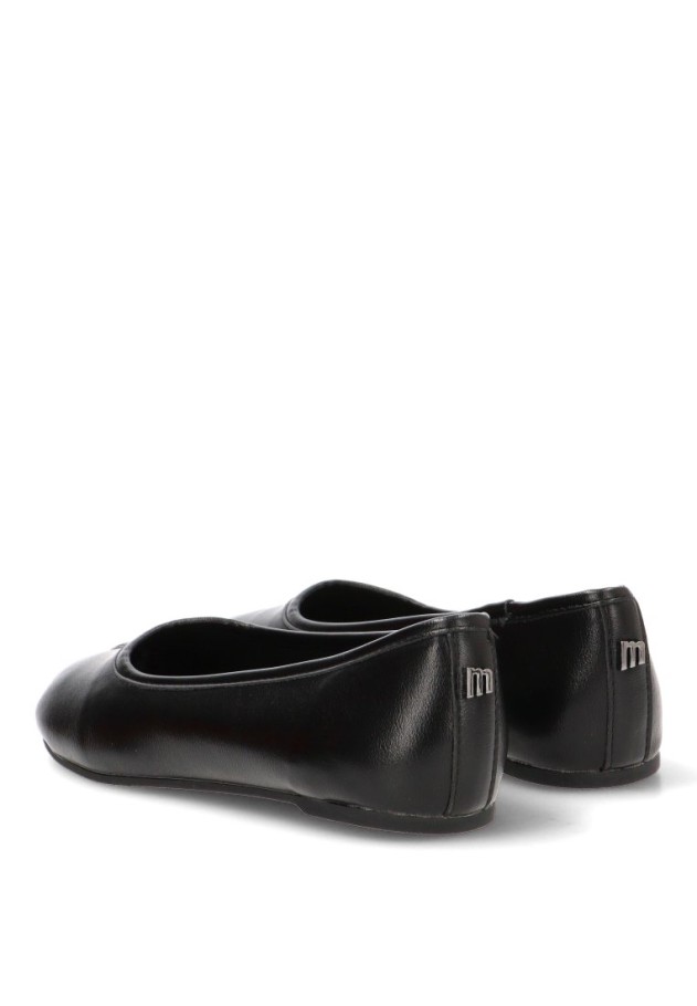 Bailarina negra con suela plana de mujer MUSTANG 56265