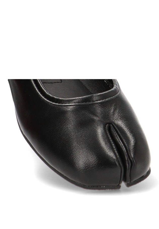 Bailarina negra con suela plana de mujer MUSTANG 56265