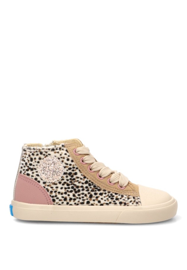 Deportivo con estampado leopardo y suela plana de niña 49322 Mustang Kids