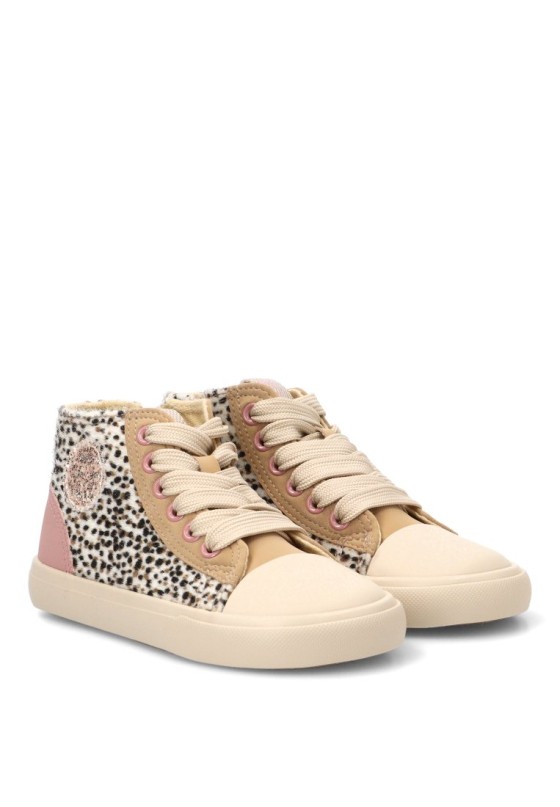Deportivo con estampado leopardo y suela plana de niña 49322 Mustang Kids
