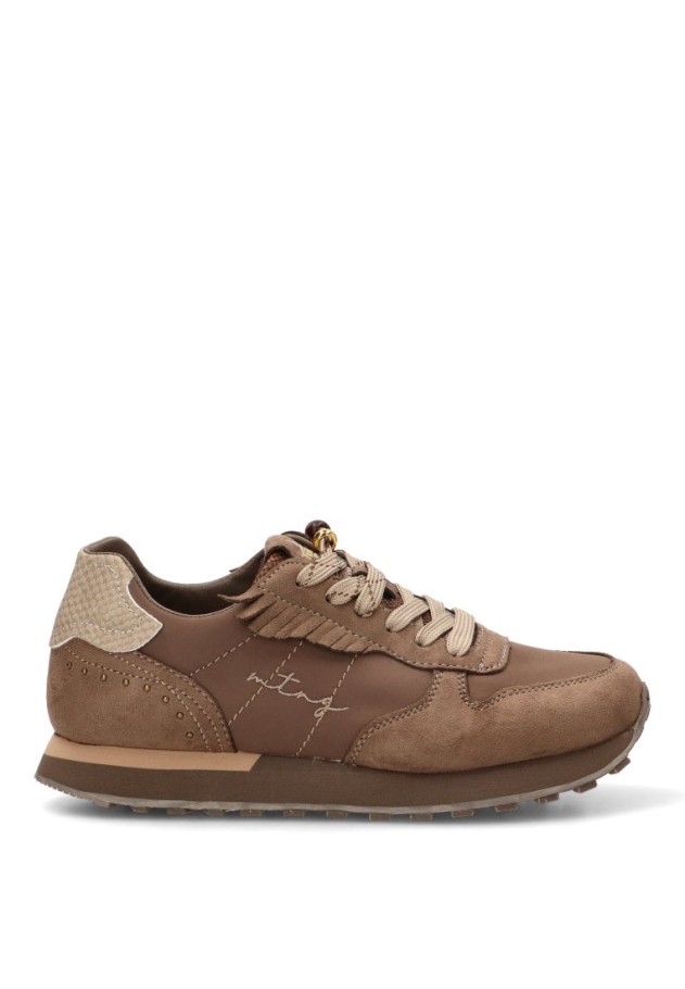 Deportivo taupe con suela plana para mujer MUSTANG 60056