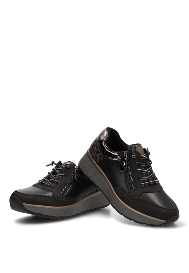 Deportiva negra ARMONY 50045 con cremallera lateral y suela plana