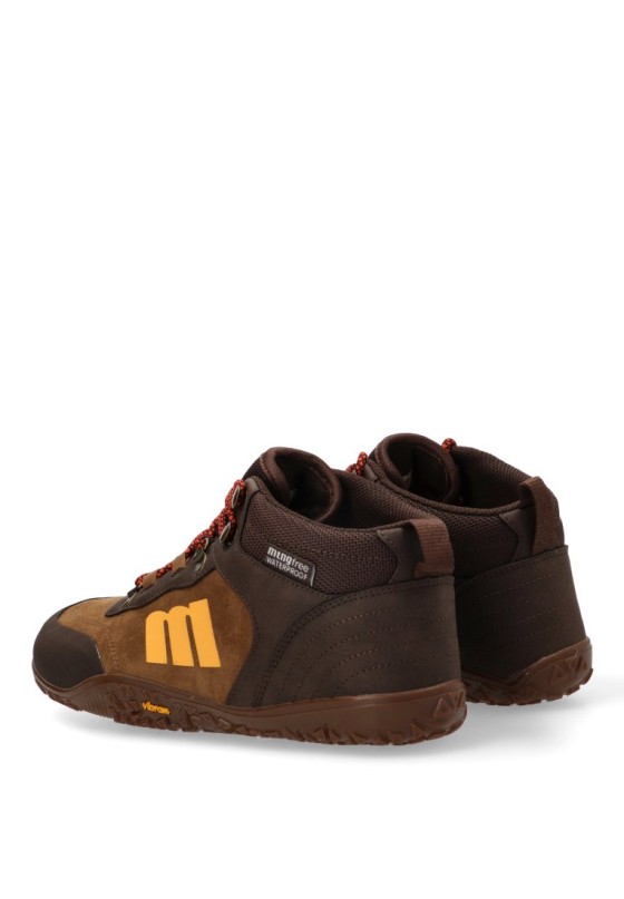 Botín arena estilo barefoot con suela plana para hombre MUSTANG 85011