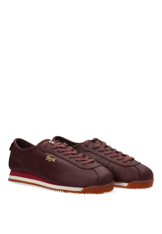 Deportivo casual LACOSTE 52SFA0103 en piel burdeos con suela plana