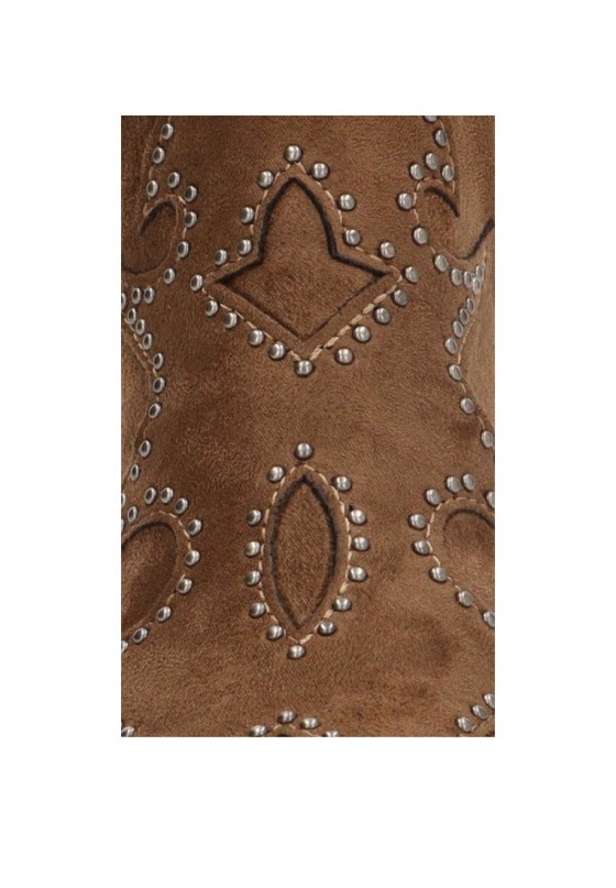 Botín campero camel con tachuelas y tacón medio M6740 de mujer YULIA CR