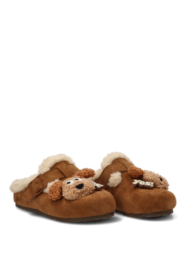 Zueco camel de niña XTI KIDS 154181