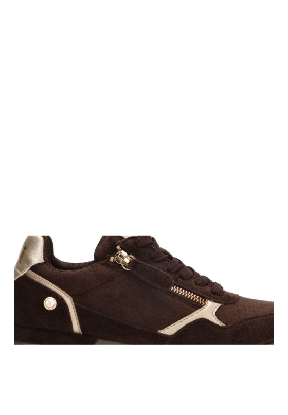 Deportivo marrón textil con suela plana para mujer XTI 146368