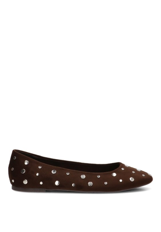 Bailarina con tachuelas y suela plana de mujer LUNA TREND M6564