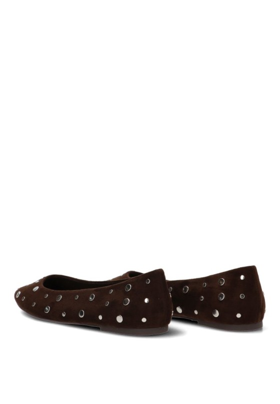 Bailarina con tachuelas y suela plana de mujer LUNA TREND M6564