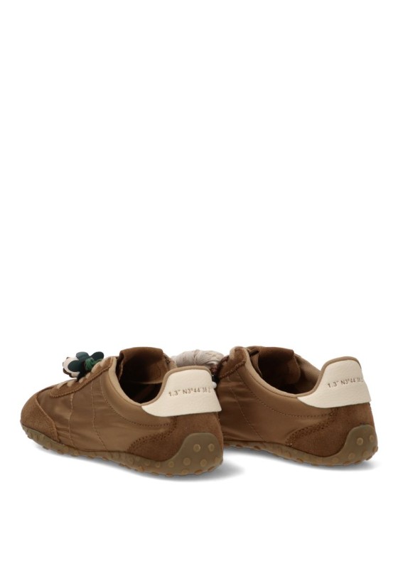 Deportivo camel de mujer YULIA M6505