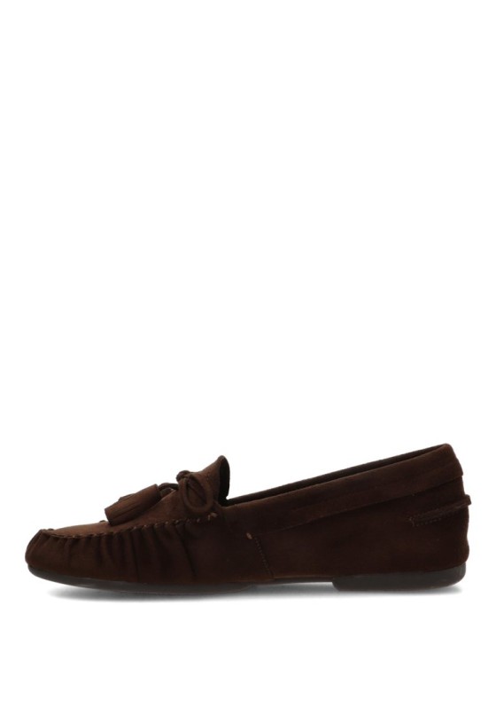 Mocasín textil con borlas YULIA M6640 de mujer color café y suela plana