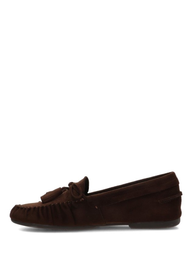 Mocasín textil con borlas YULIA M6640 de mujer color café y suela plana