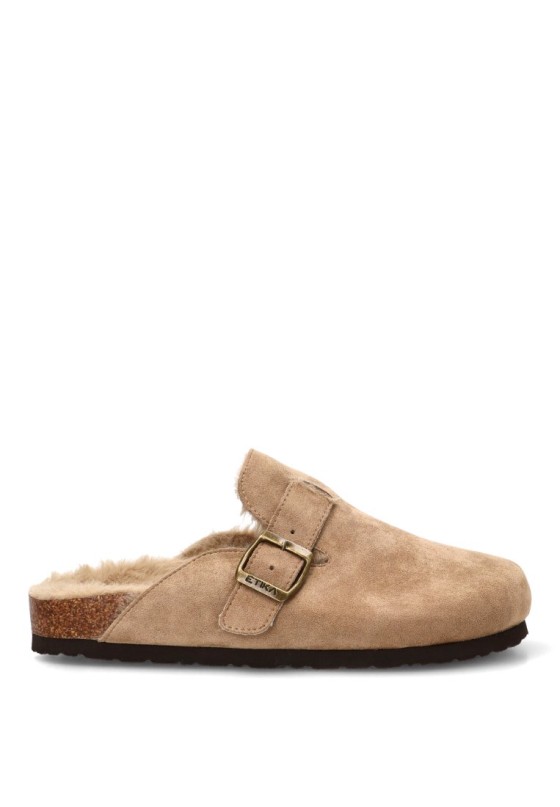 Zueco de mujer ETIKA 10177 en antelina taupe con suela plana y forro de abrigo