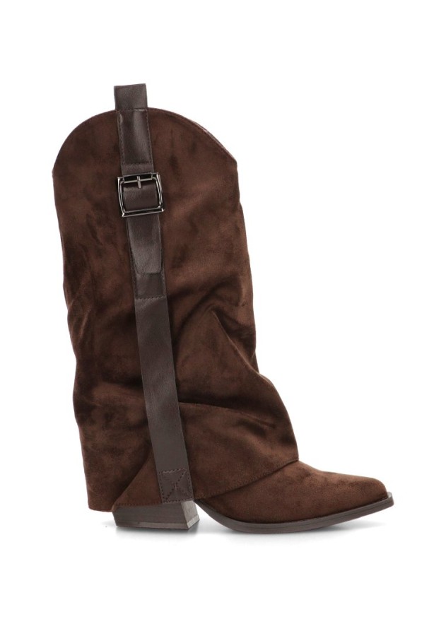 Bota campera ETIKA 110574 de mujer en antelina café con hebilla