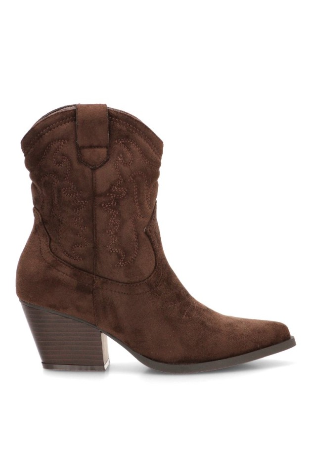 Botín campero antelina café para mujer ETIKA 110563 tacón medio