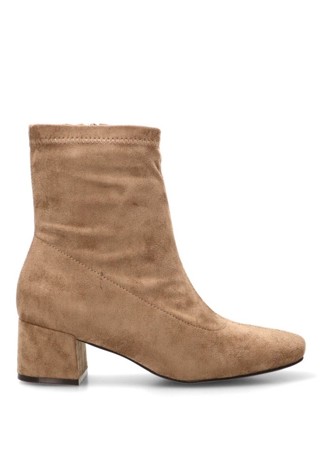 Botín de mujer ETIKA 32014 en antelina taupe con tacón medio