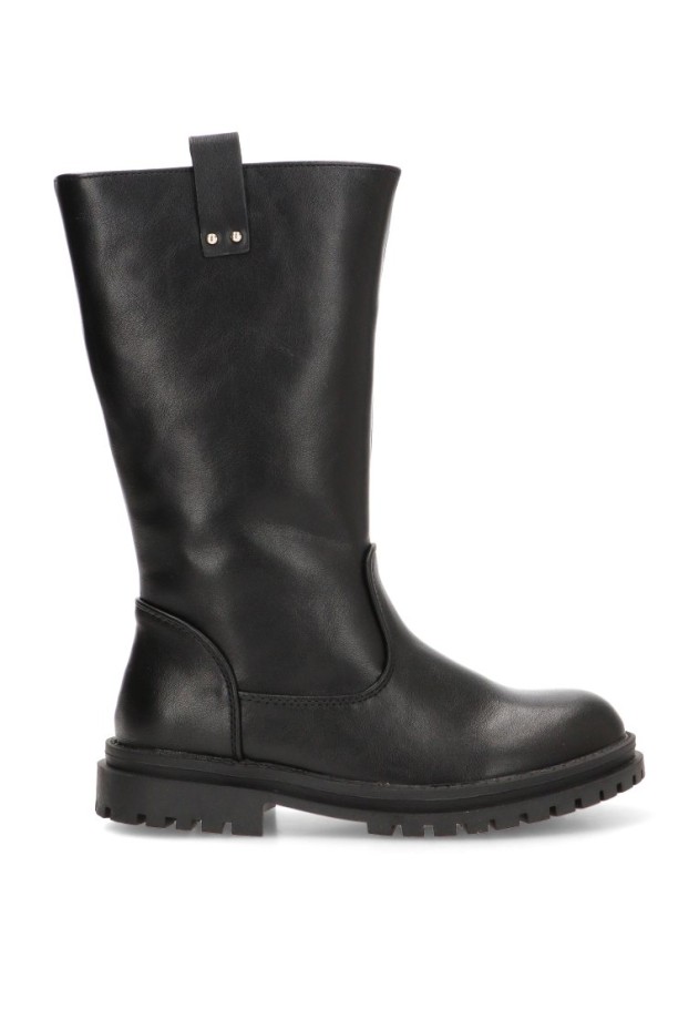 Bota WEEKEND para niña ETIKA 10629 en negro con suela plana
