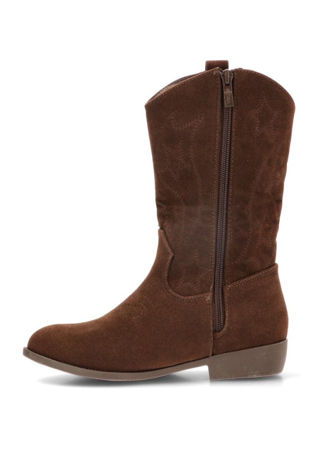 Bota campera café de niña ETIKA 110583 en antelina y tacón medio