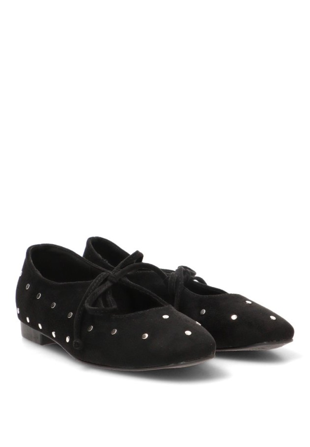Bailarina negra CEREZA con tachuelas y lazo P149