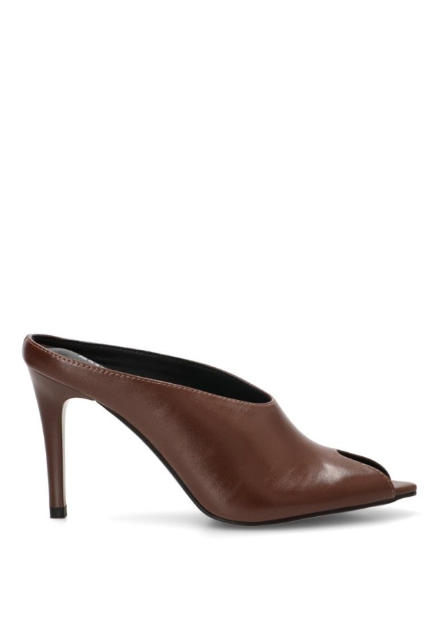 Salón con tacón alto ZZ-3 de mujer IDEAL SHOES en color café