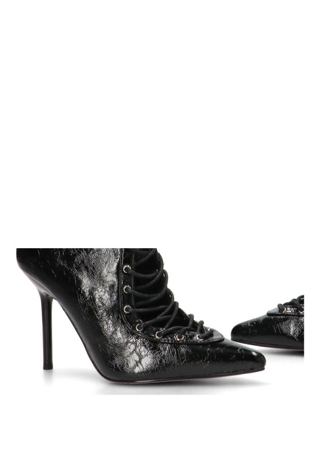 Bota negra de mujer IDEAL SHOES C-397