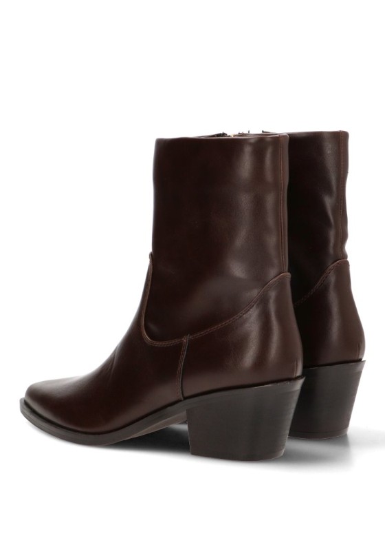 Botín campero café para mujer YULIA M6770 tacón medio