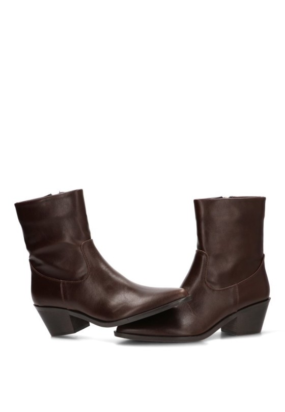 Botín campero café para mujer YULIA M6770 tacón medio