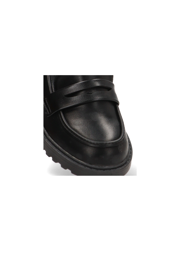 Mocasín negro de niña PISTACHO 2014