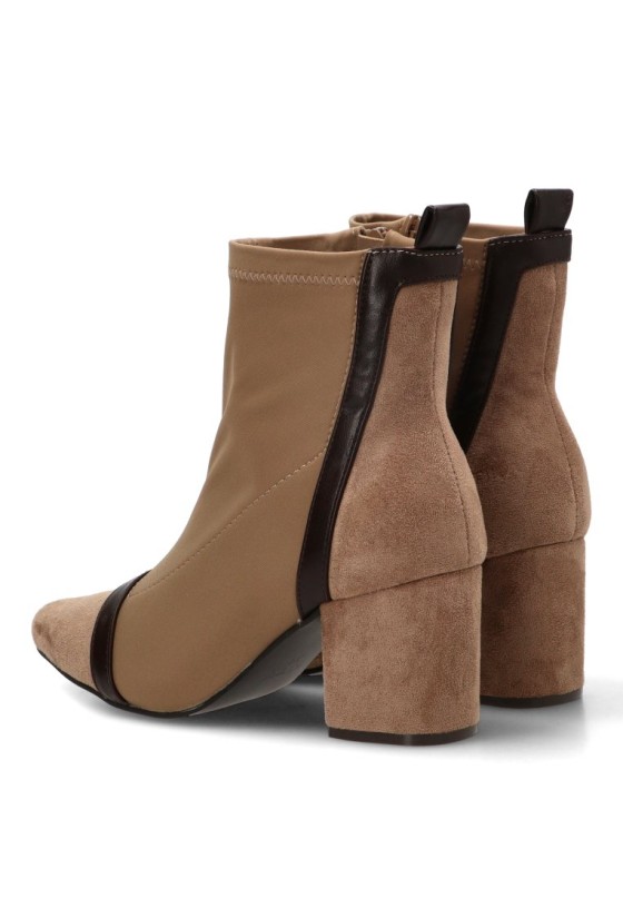Botín ETIKA 32023 de mujer con tiras elásticas y tacón medio en taupe