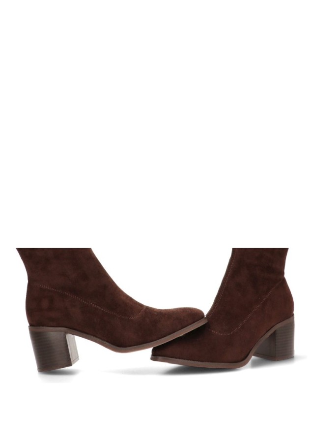 Bota con tacón medio de mujer ETIKA 30056 en antelina café