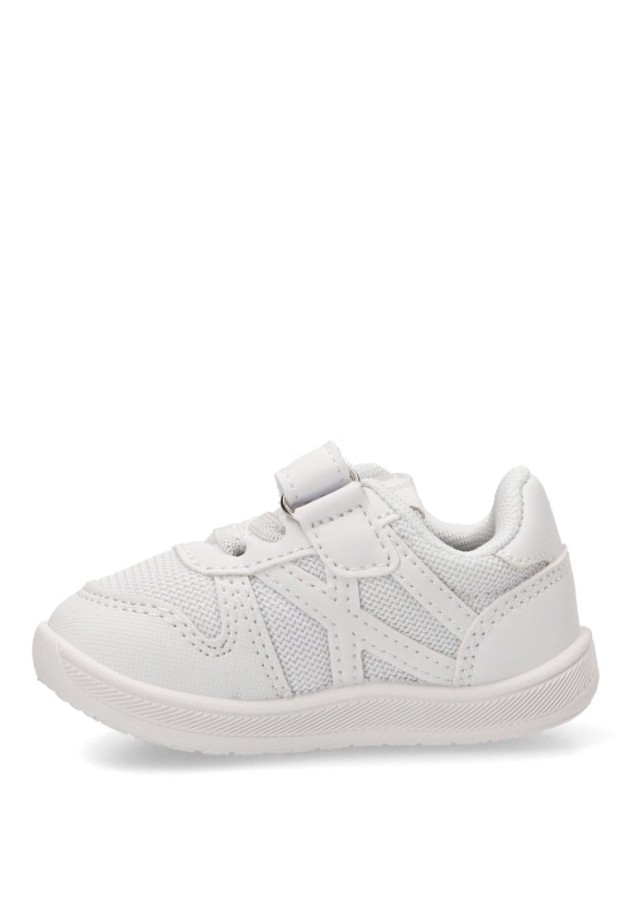 Deportivo BONINO con velcro para niña K873