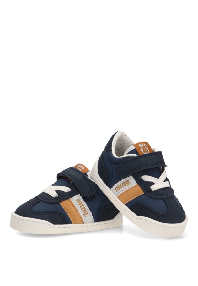 Deportivo Mustang Kids 49060 con velcro y estilo barefoot para niño