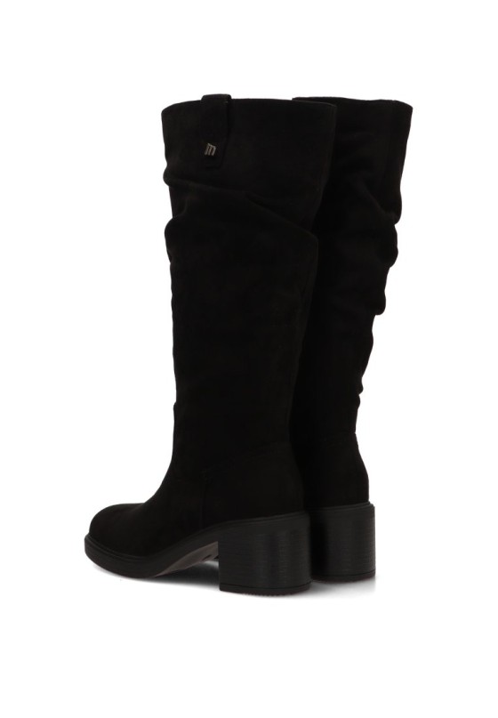 Bota campera de mujer MUSTANG 55971 en antelina negra con tacón medio