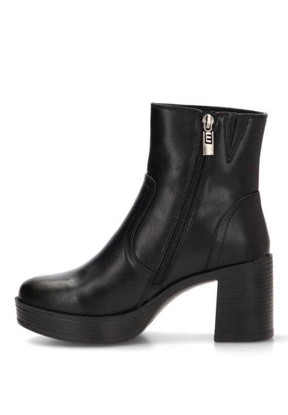 Botín con tacón plataforma negro MUSTANG 55984 para mujer