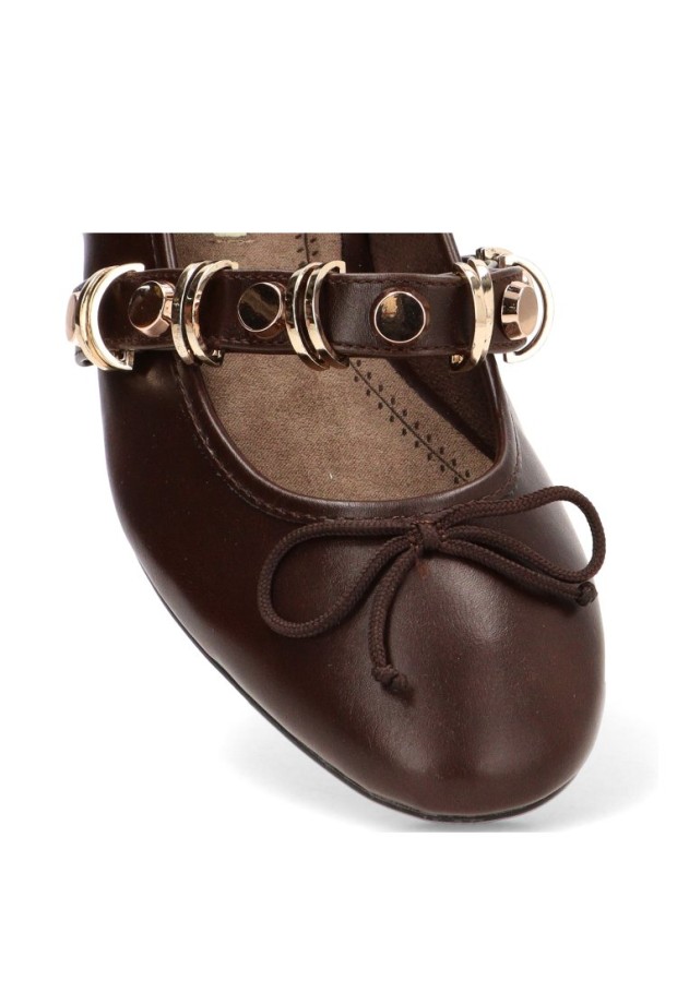 Bailarina LUNA TREND M6547 con apliques metálicos