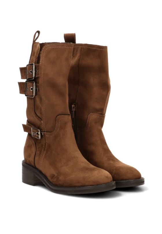 Bota biker de mujer en antelina camel con suela plana LUNA TREND M6800