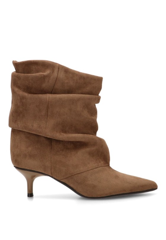 Botín fruncido en antelina camel de mujer LUNA TREND M6880 tacón medio