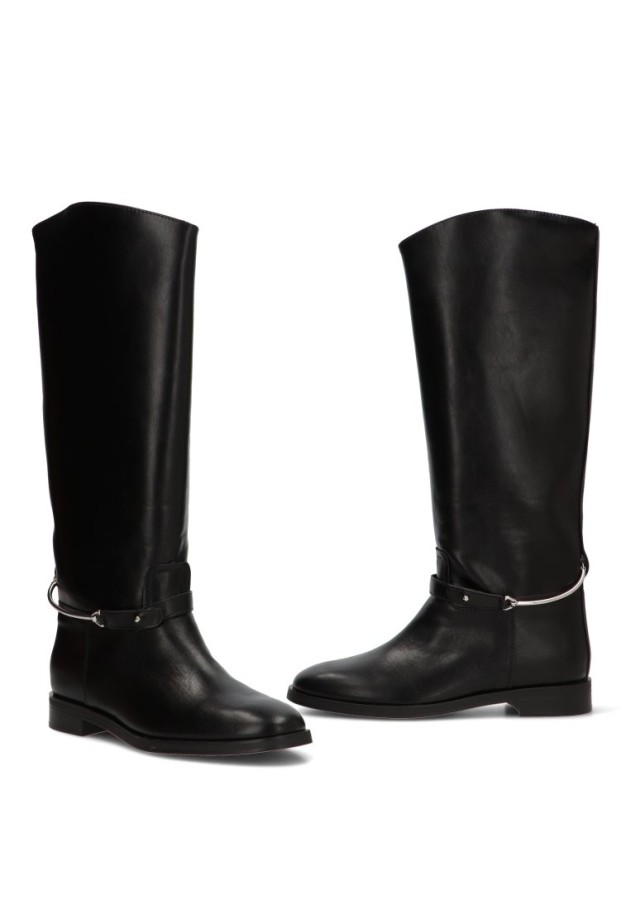 Bota con suela plana de mujer LUNA TREND M6795