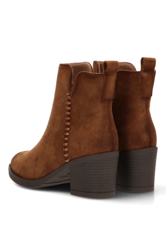 Botín de mujer ETIKA 30042 en antelina camel con tacón medio
