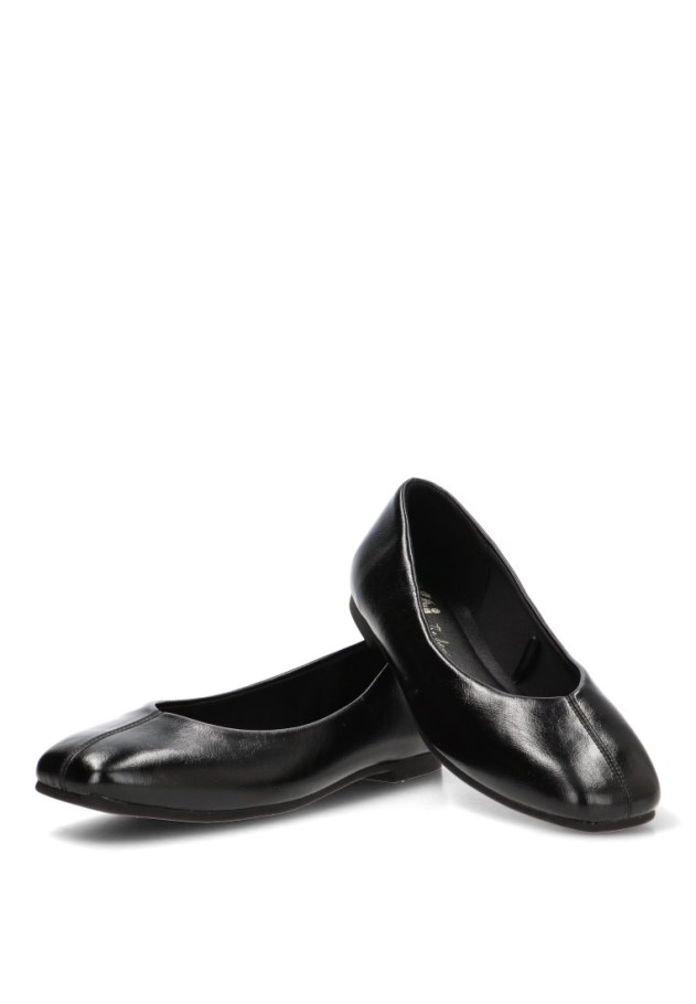 Bailarina negra con suela plana de mujer XTI 146404