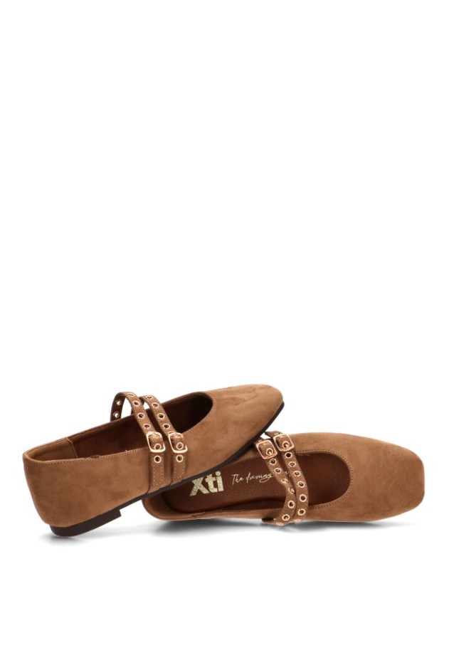 Bailarina antelina taupe de mujer XTI 146405 con dos hebillas y suela plana