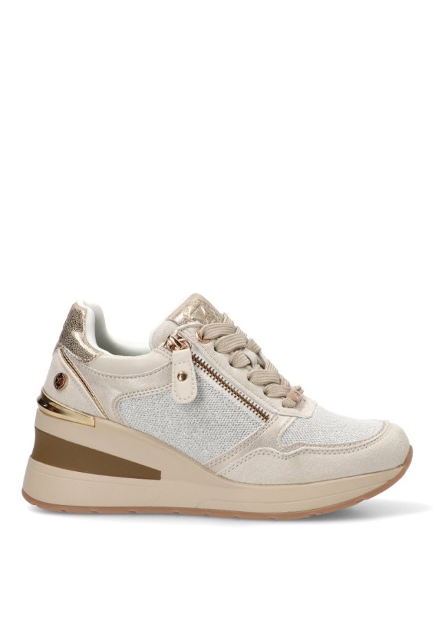Deportivo beige con cuña media de mujer XTI 144379