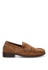 Mocasín taupe antelina con suela plana para mujer XTI modelo 146534