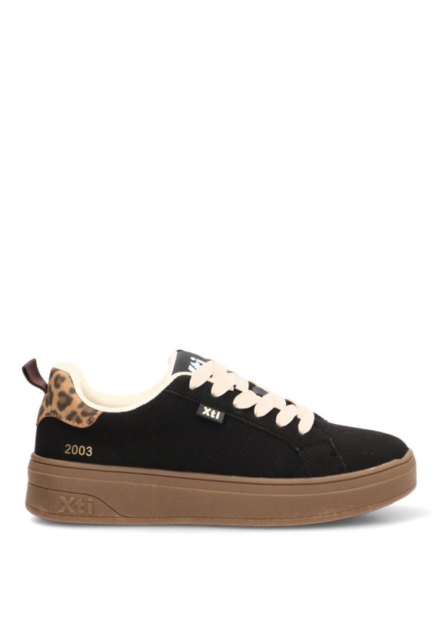 Deportivo negro de mujer XTI 146270