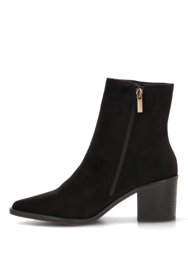 Botín campero negro con tacón medio de mujer XTI 146509