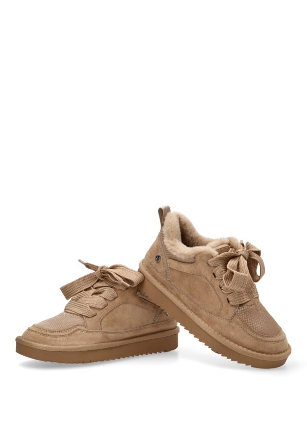 Deportivo beige de mujer XTI 146528