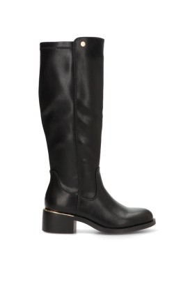 Botas