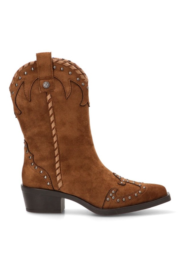 Bota campera de mujer XTI 146477 en antelina camel con tacón medio